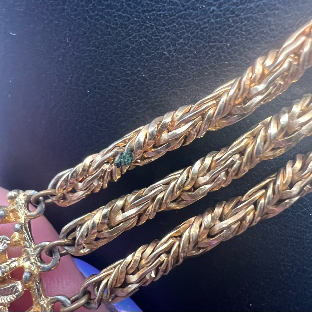 Elegant Vintage Hobe Turquoise Chevron Lucite Beaded Necklace w/ Gold Tone Chain - Picture 7 of 12